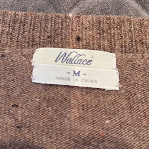 NWOT - Wallace cashmere, Lambs wool cardigan. Size Medium. - Picture 12 of 14